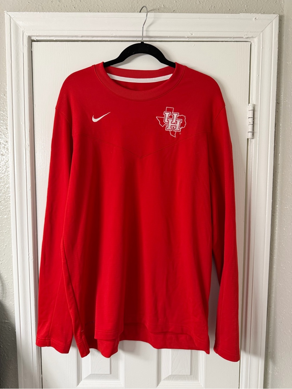 Nike Red University of Houston Long Sleeve Crew Women's Medium Collegiate Coogs
